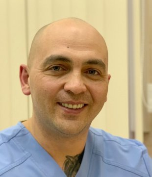 фото сотрудника